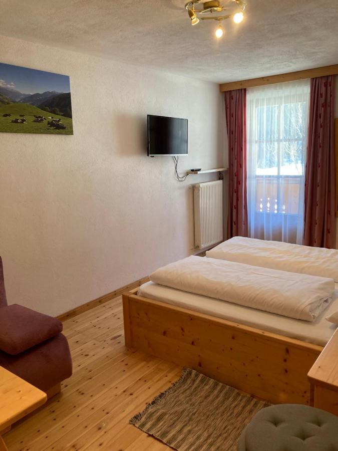 Ferienwohnung Schneiderhof, Urlaub auf dem Bauernhof Ridnaun Exterior foto
